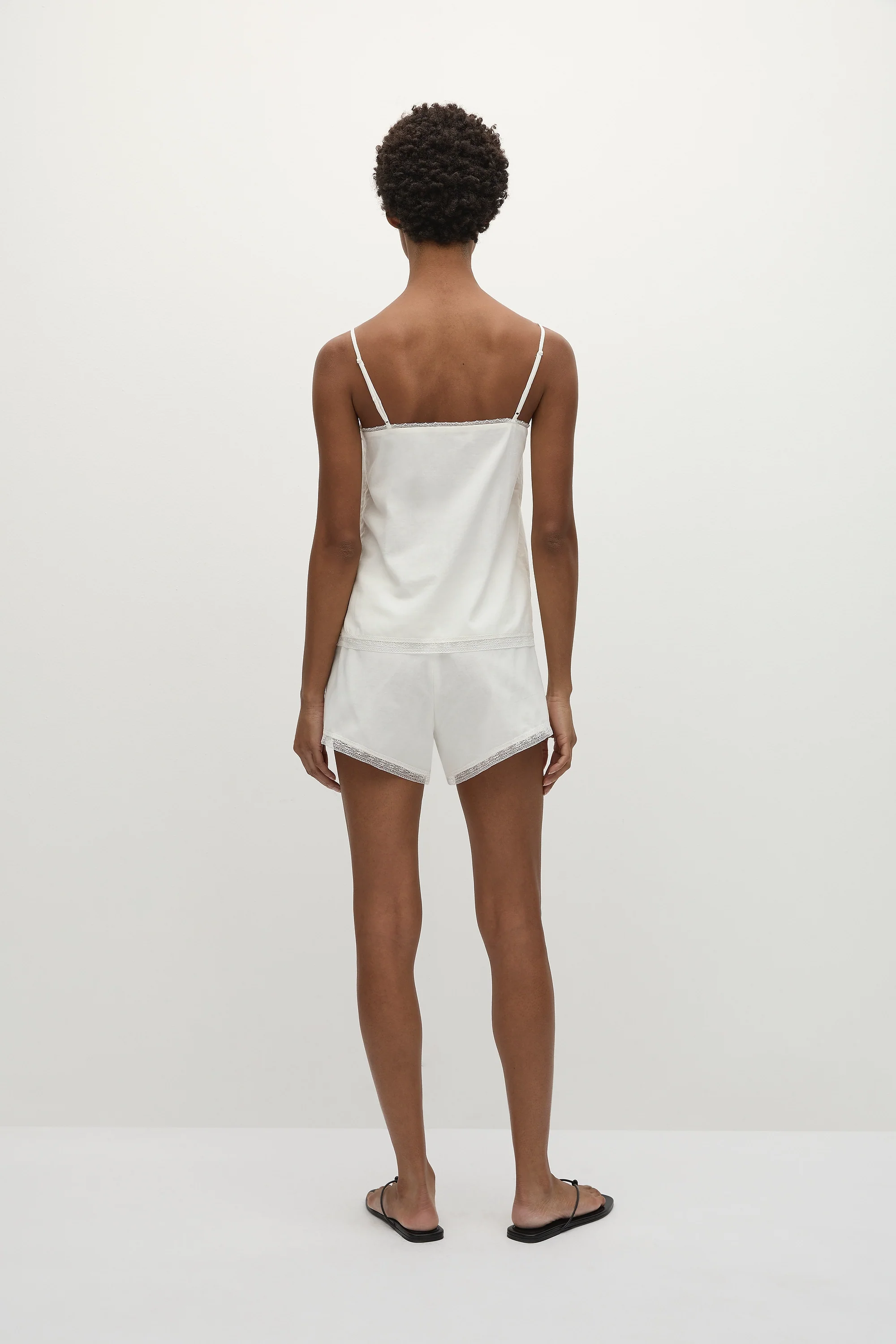 Denise Shorts White - Final Sale - Image 4