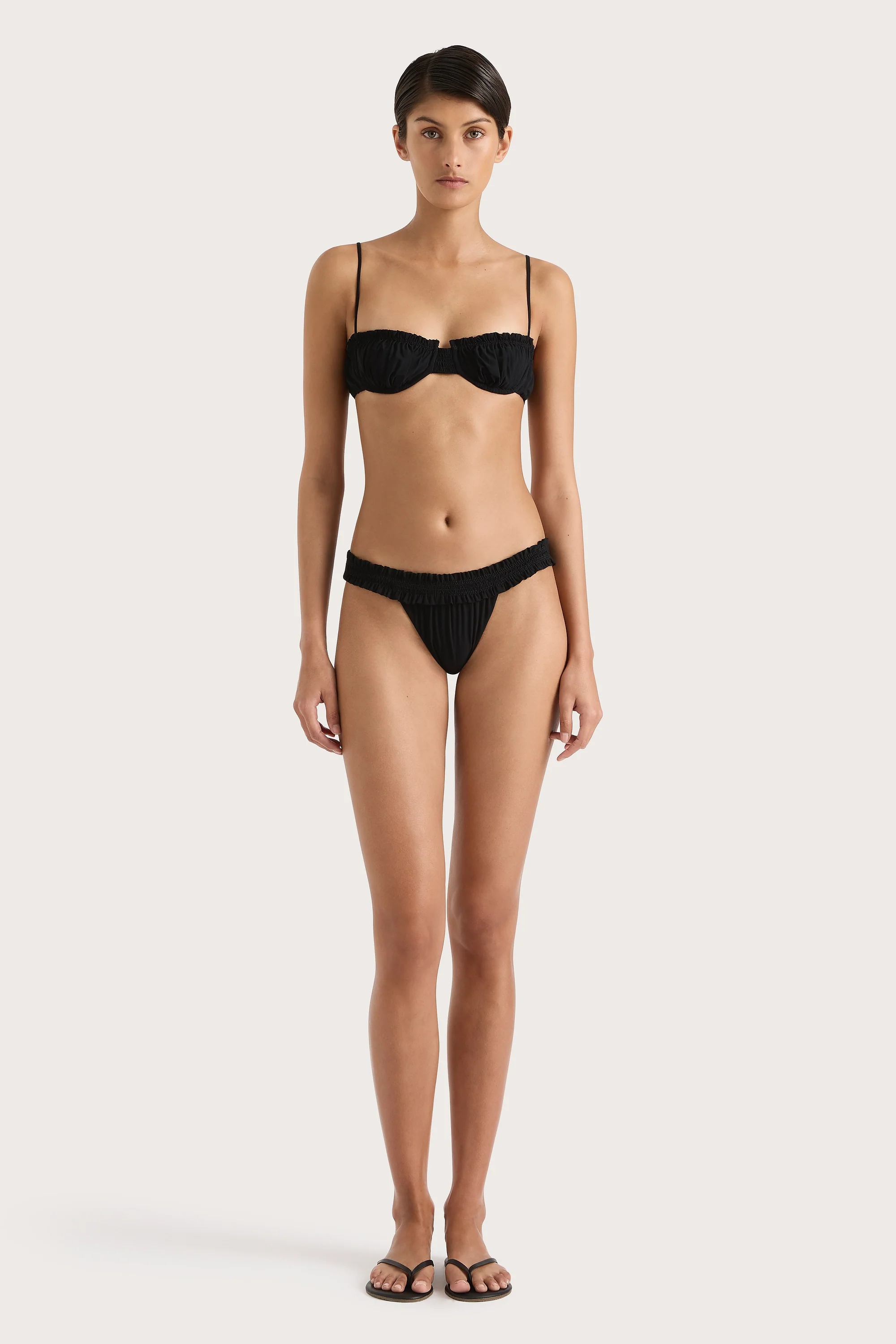 Esterel Bikini Top Black - Final Sale