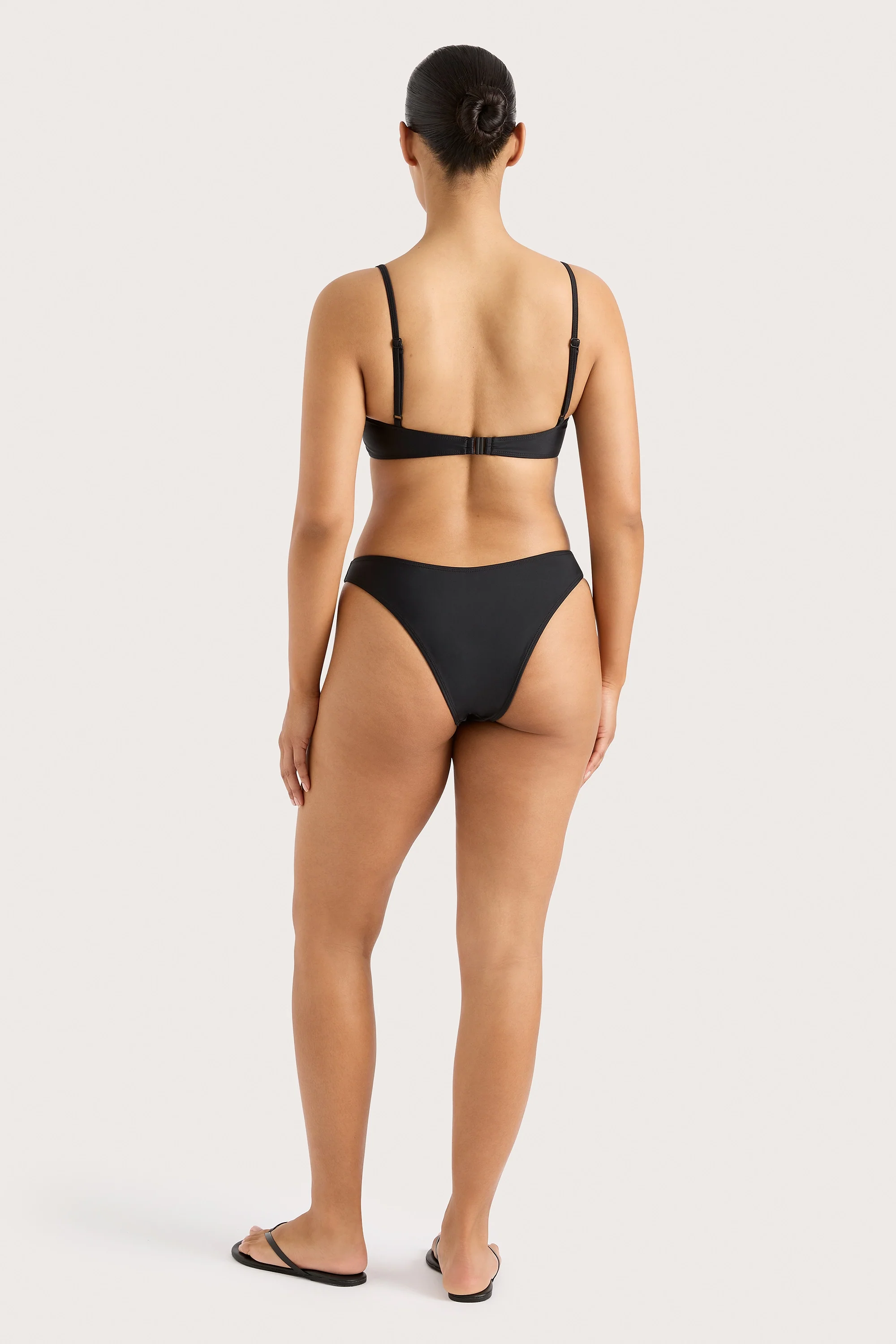 Farrah Bikini Top Black - Final Sale - Image 5