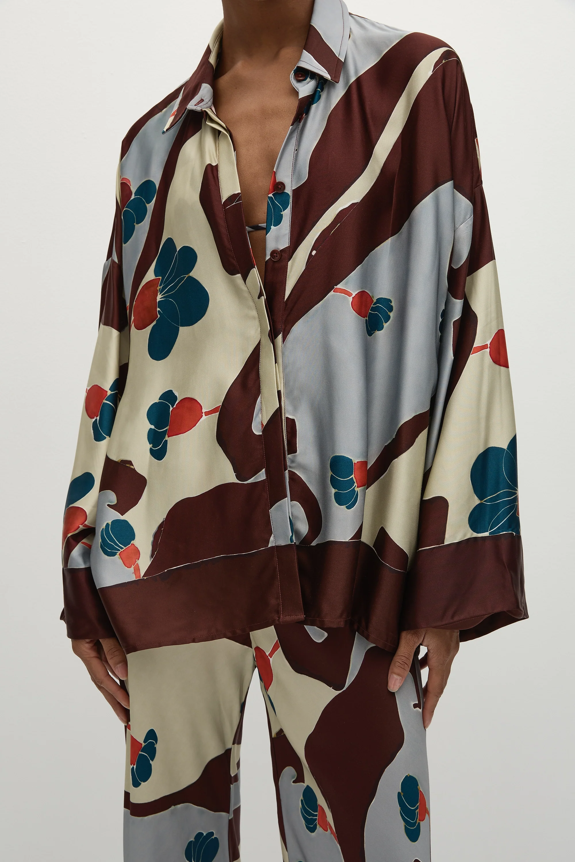 Karys Shirt Mandraki Floral - Final Sale - Image 3