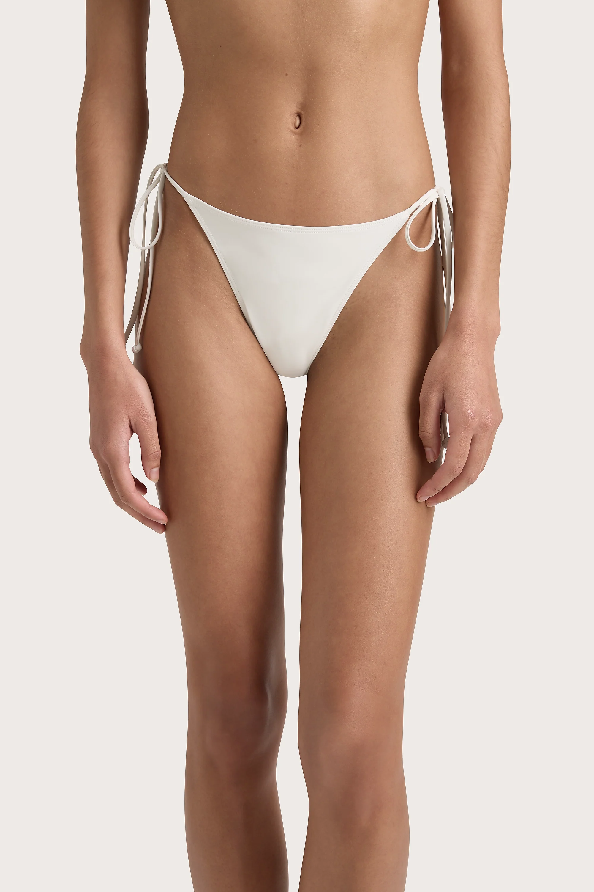 Leo Bikini Bottom White - Final Sale - Image 2