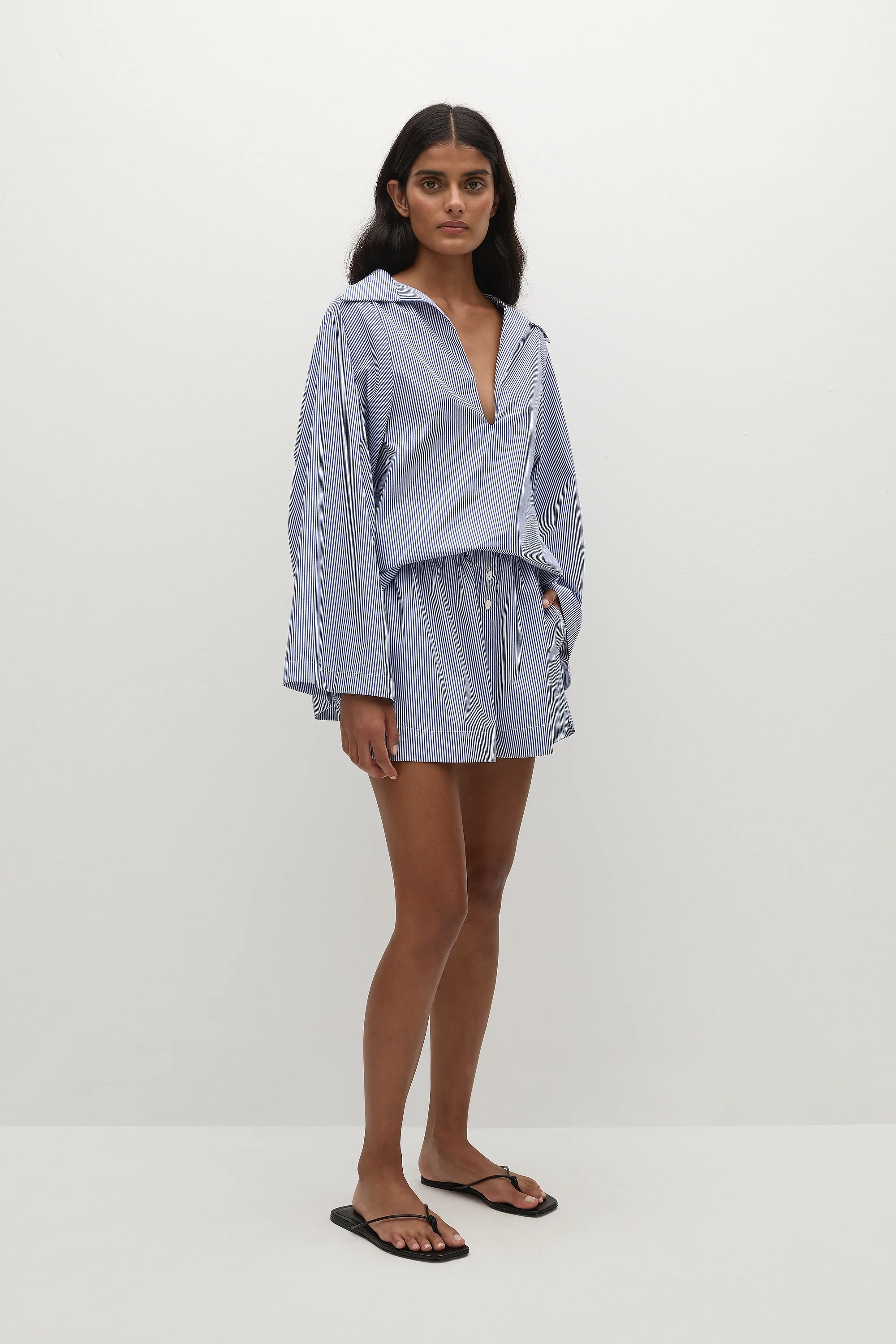 Lonia Shorts Helle Stripe Vintage Navy - Image 3