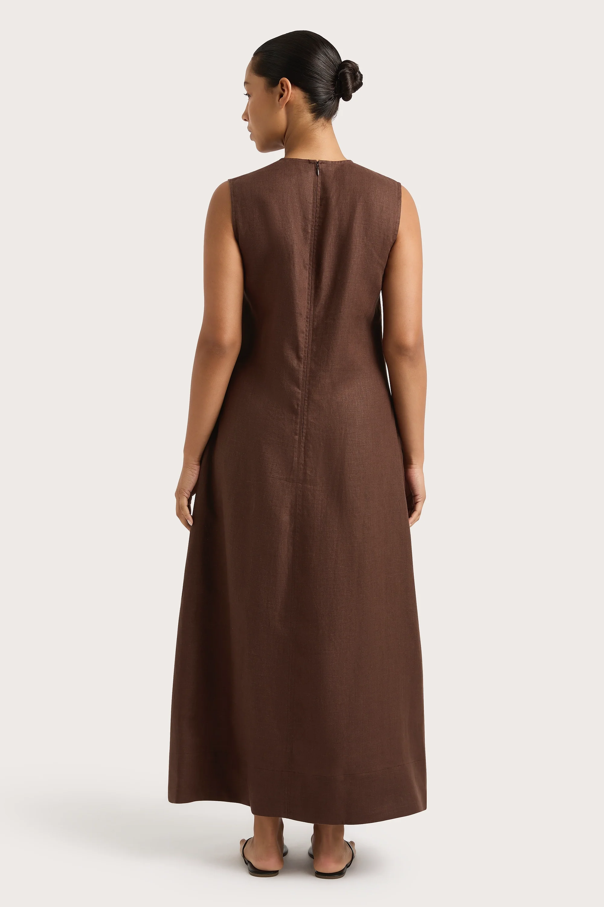 Marteret Midi Dress Bistre - Final Sale - Image 10