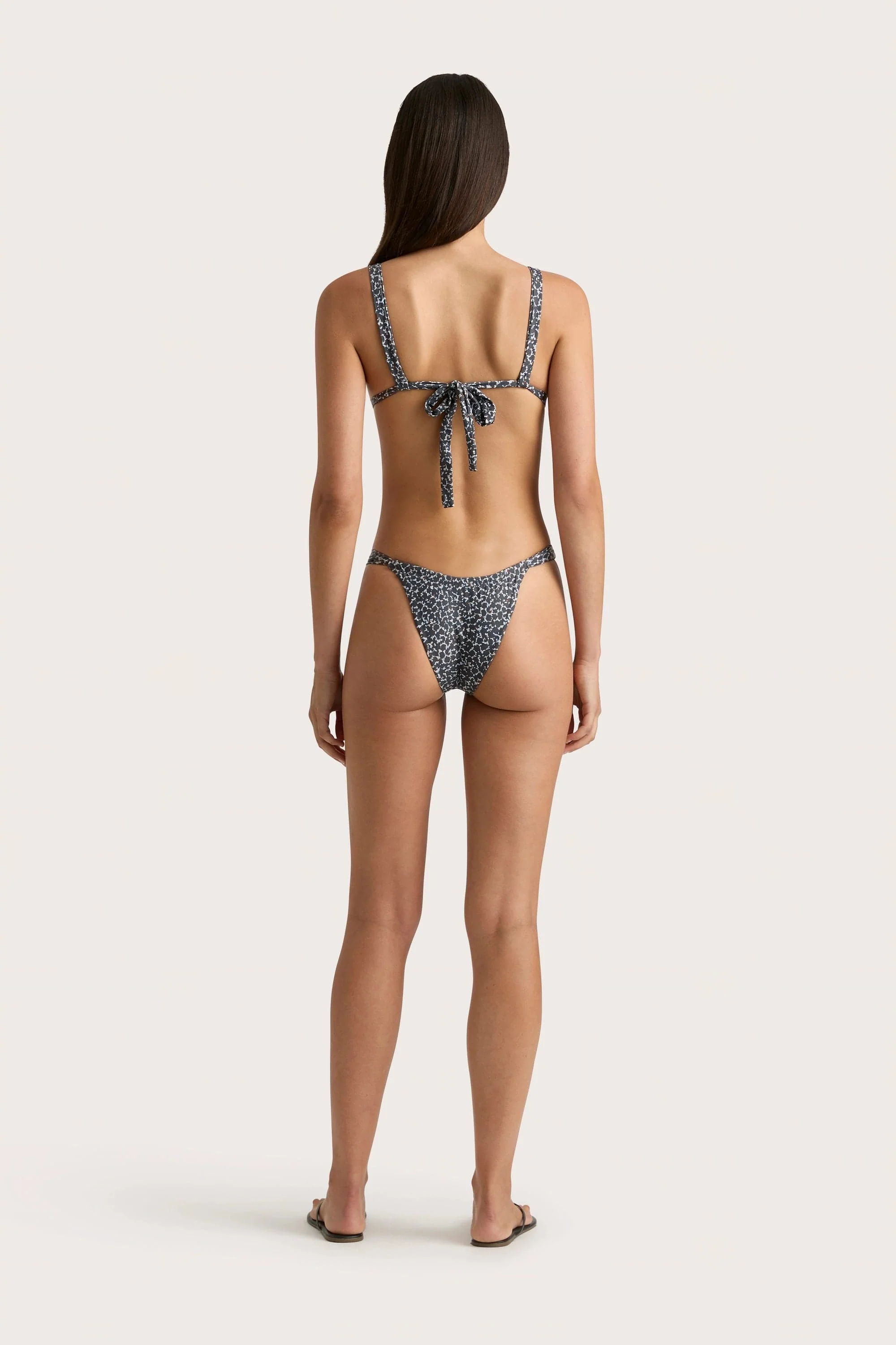 Mary Bikini Top Amanylis Charred Navy - Final Sale - Image 4