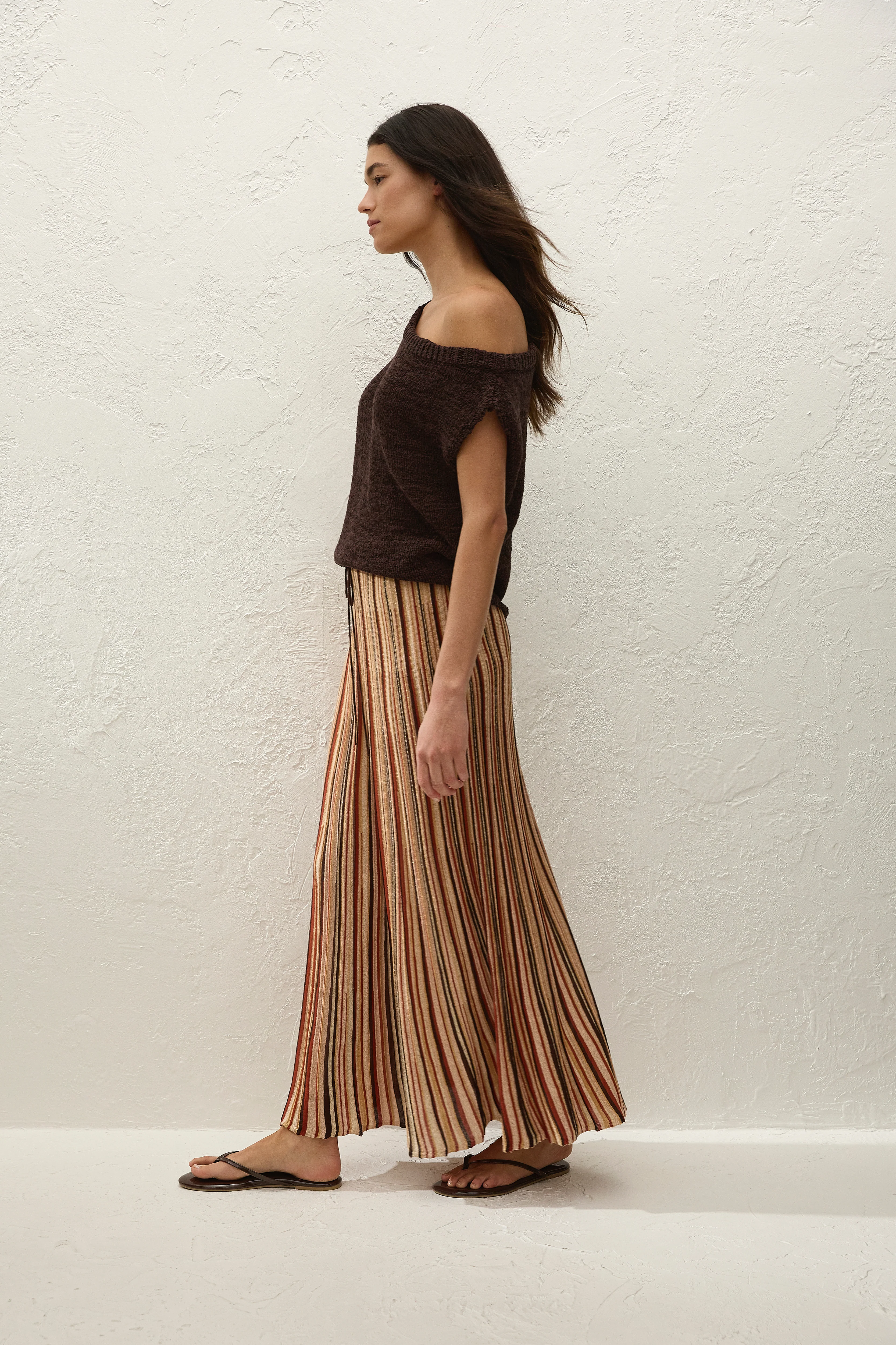 Micah Top Carob - Image 4