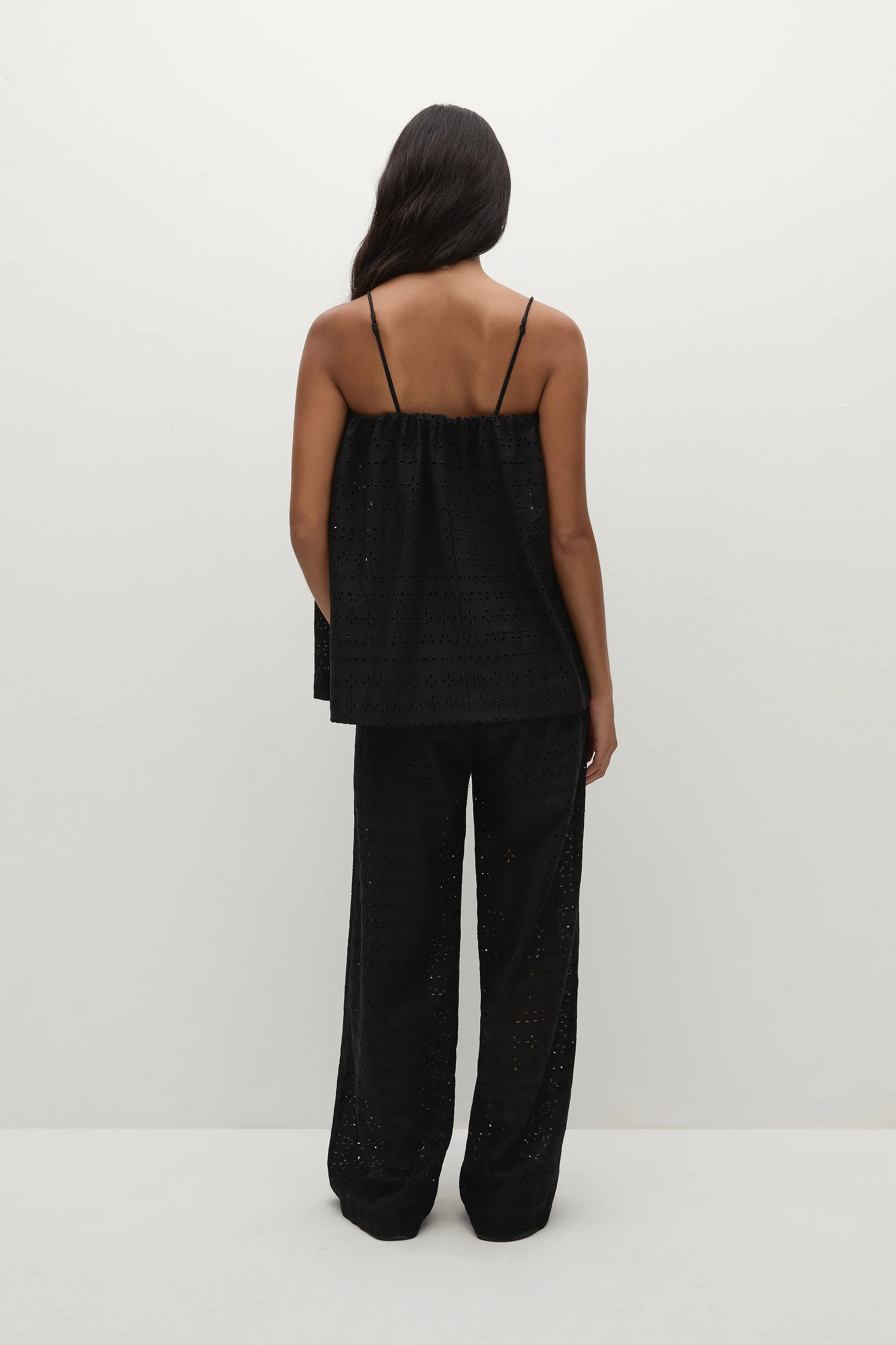 Navia Top Agnes Broderie Anglaise Black - Final Sale - Image 4