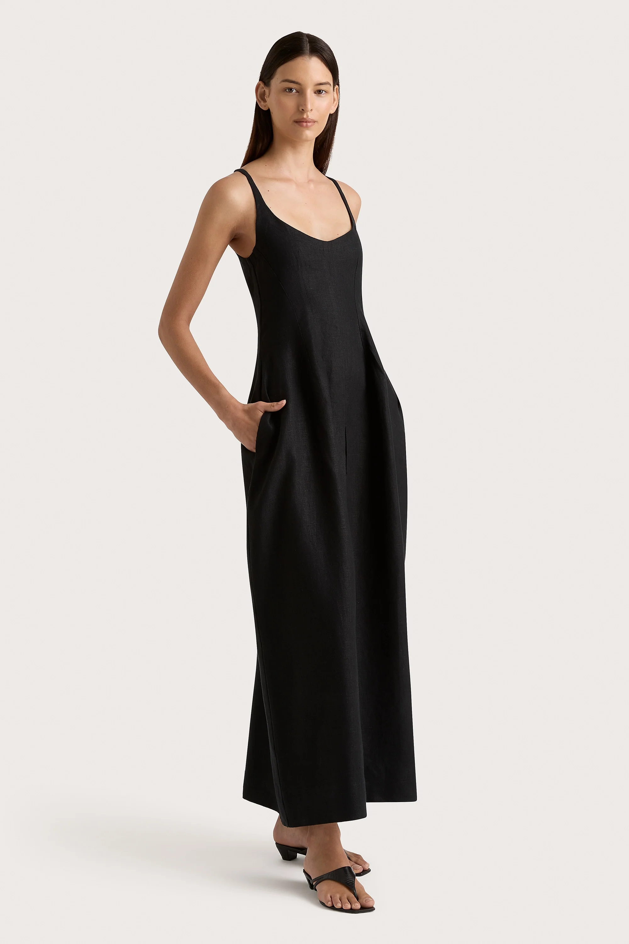 Sanne Midi Dress Black - Final Sale - Image 4