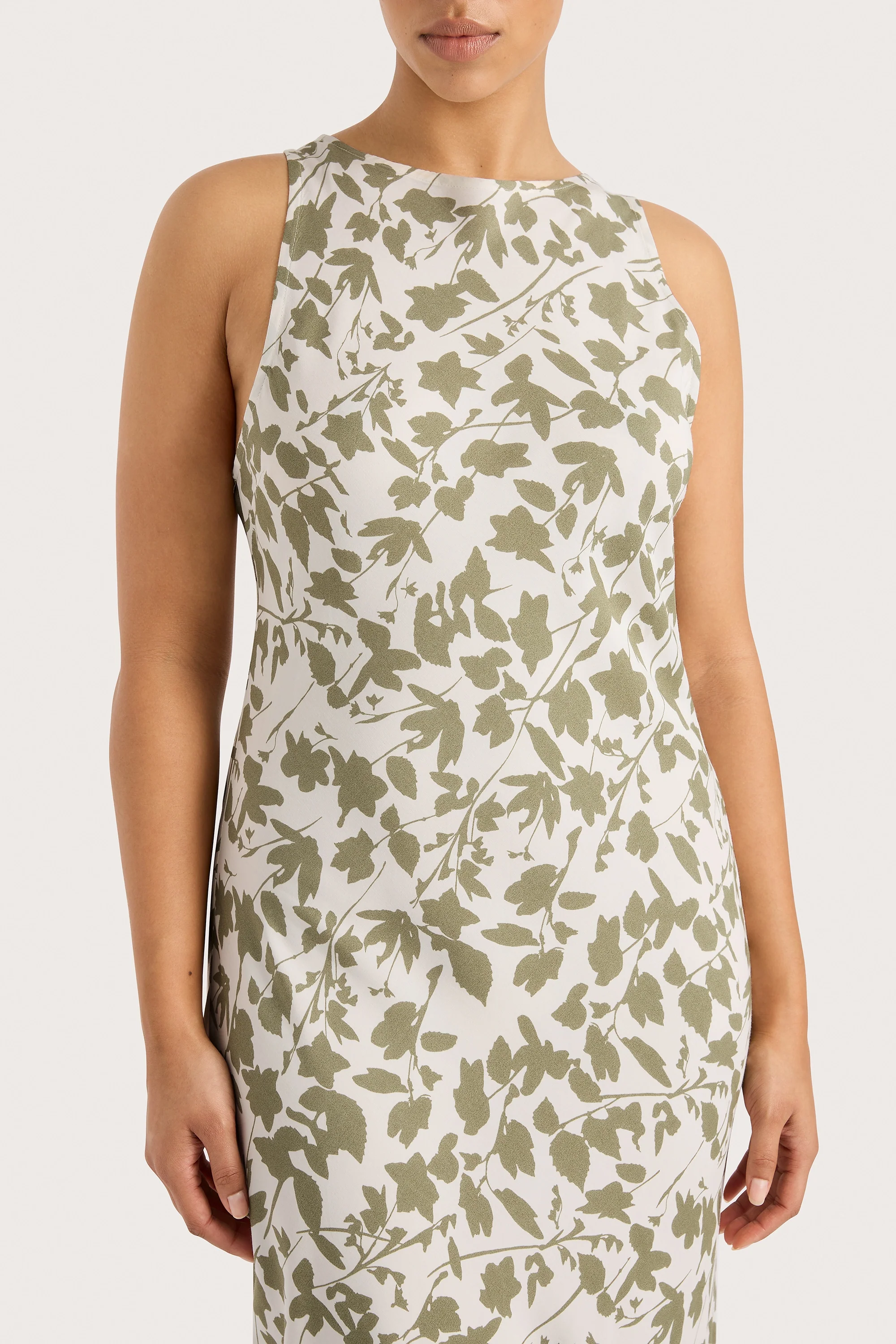 Silya Maxi Dress Poplar Sage - Final Sale - Image 8