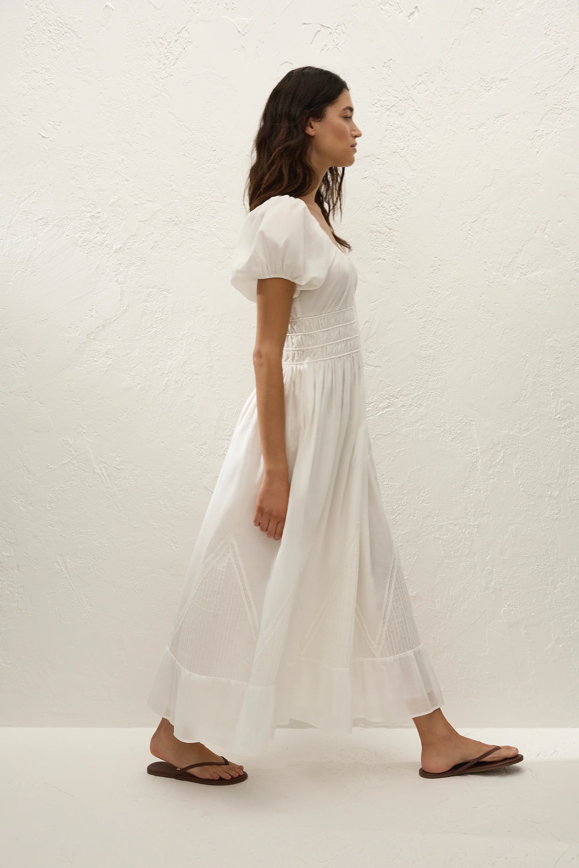 Sunniva Midi Dress White - Image 5