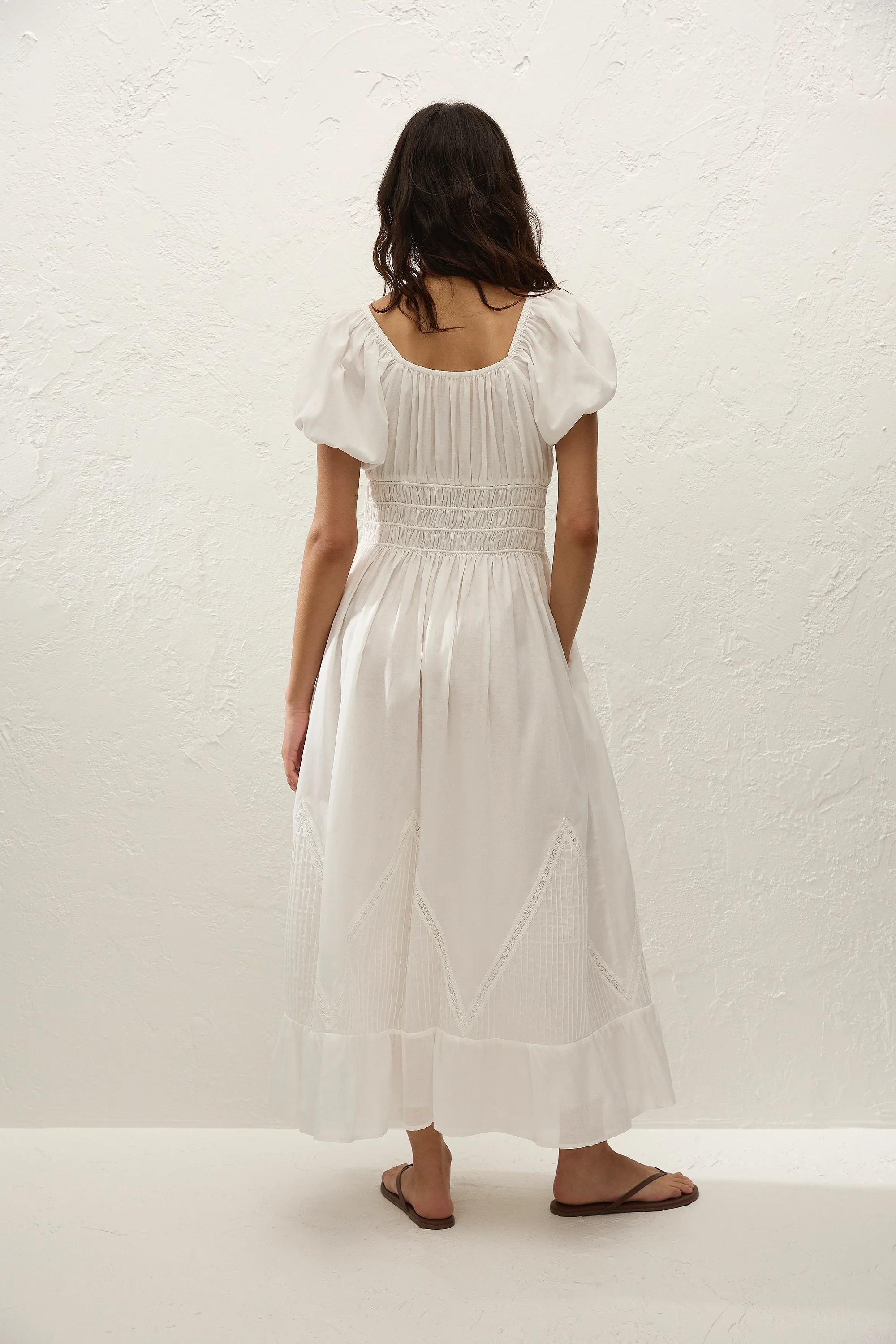 Sunniva Midi Dress White - Image 6