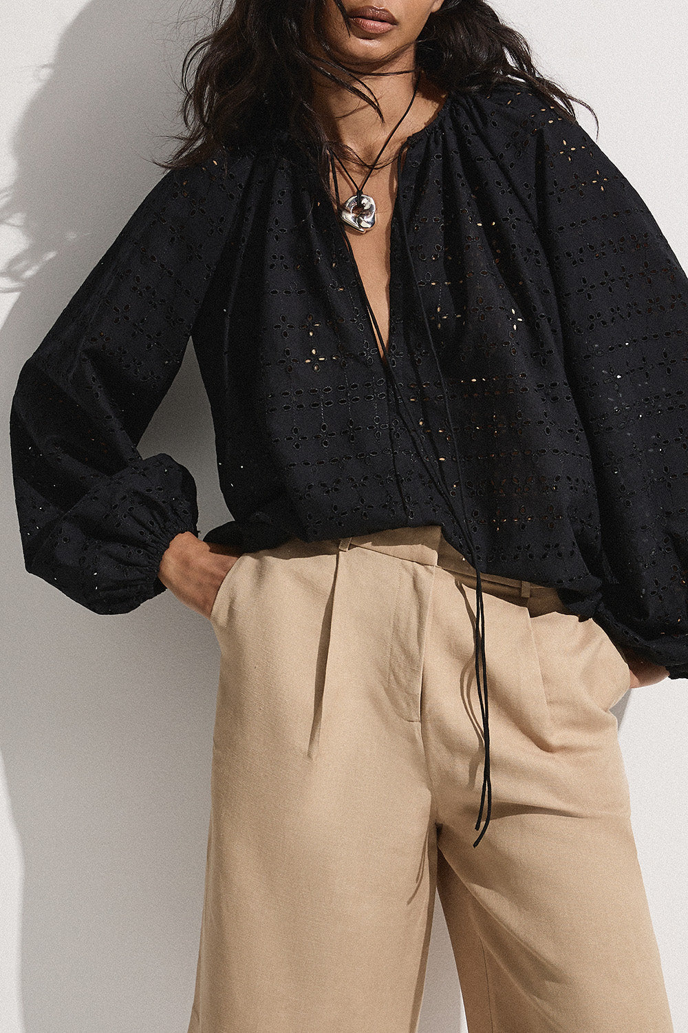 Thora Blouse Agnes Broderie Anglaise Black - Final Sale - Image 2
