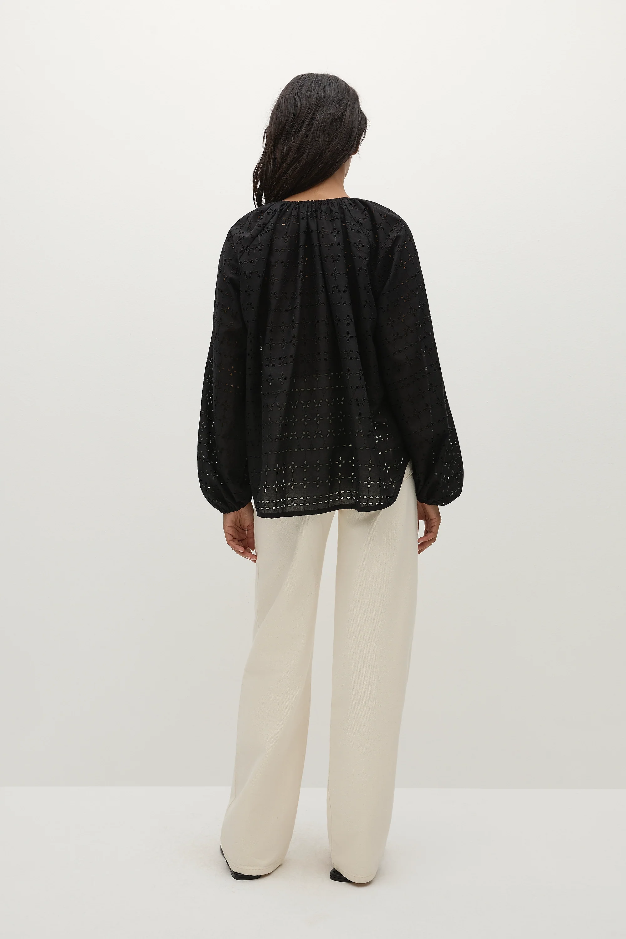 Thora Blouse Agnes Broderie Anglaise Black - Final Sale - Image 4