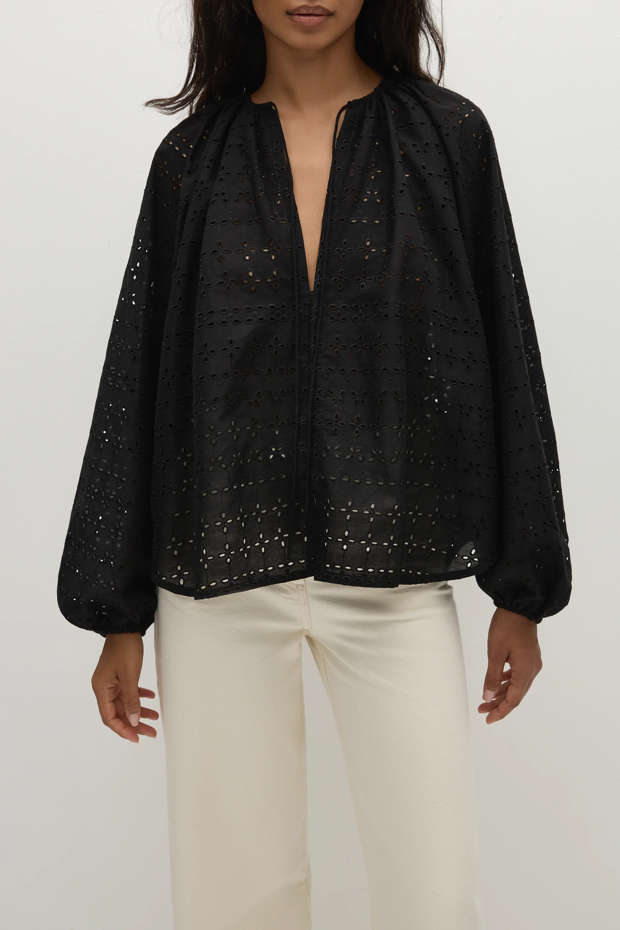 Thora Blouse Agnes Broderie Anglaise Black - Final Sale - Image 5