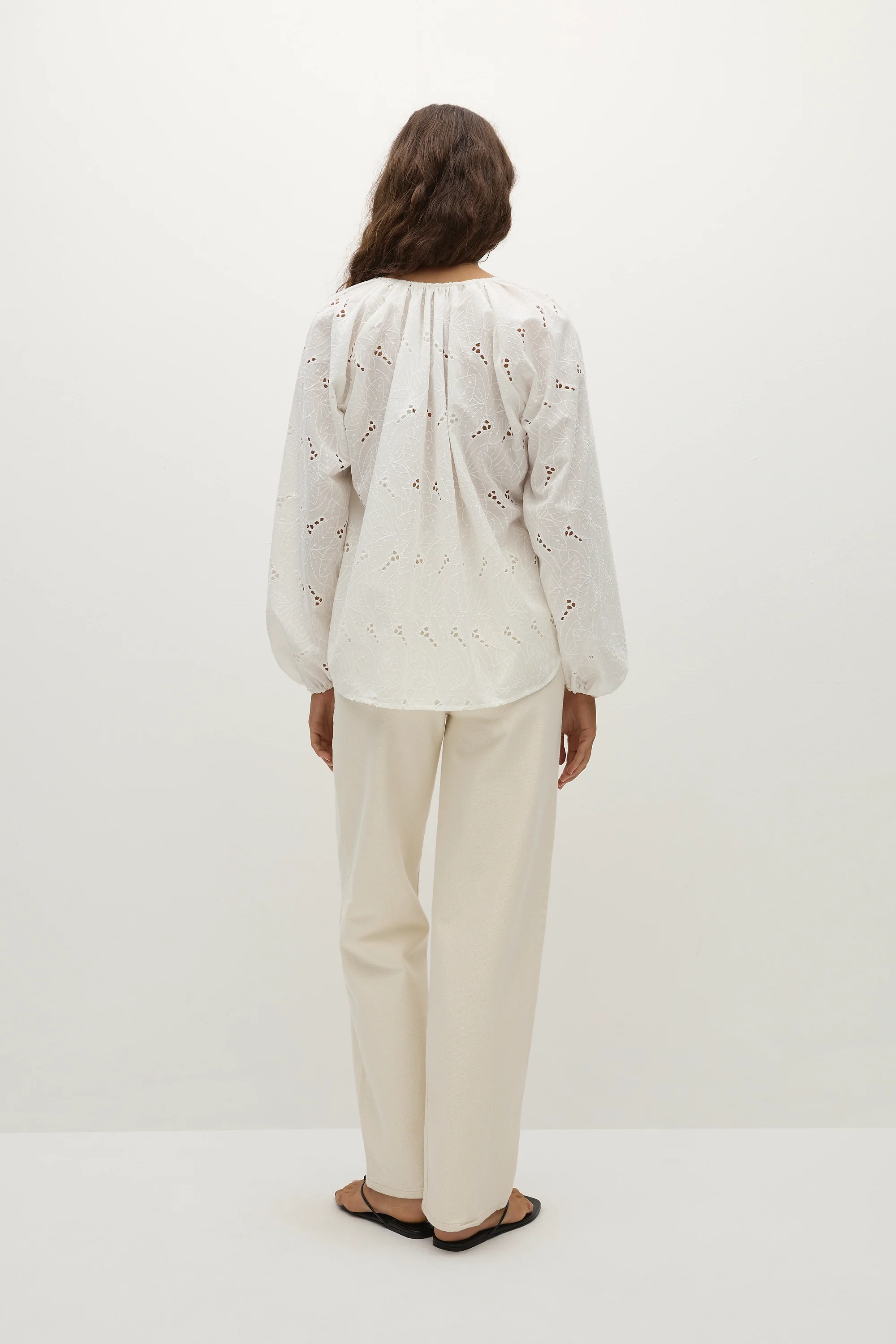 Thora Blouse Birgitta Broderie Anglaise White - Final Sale - Image 4