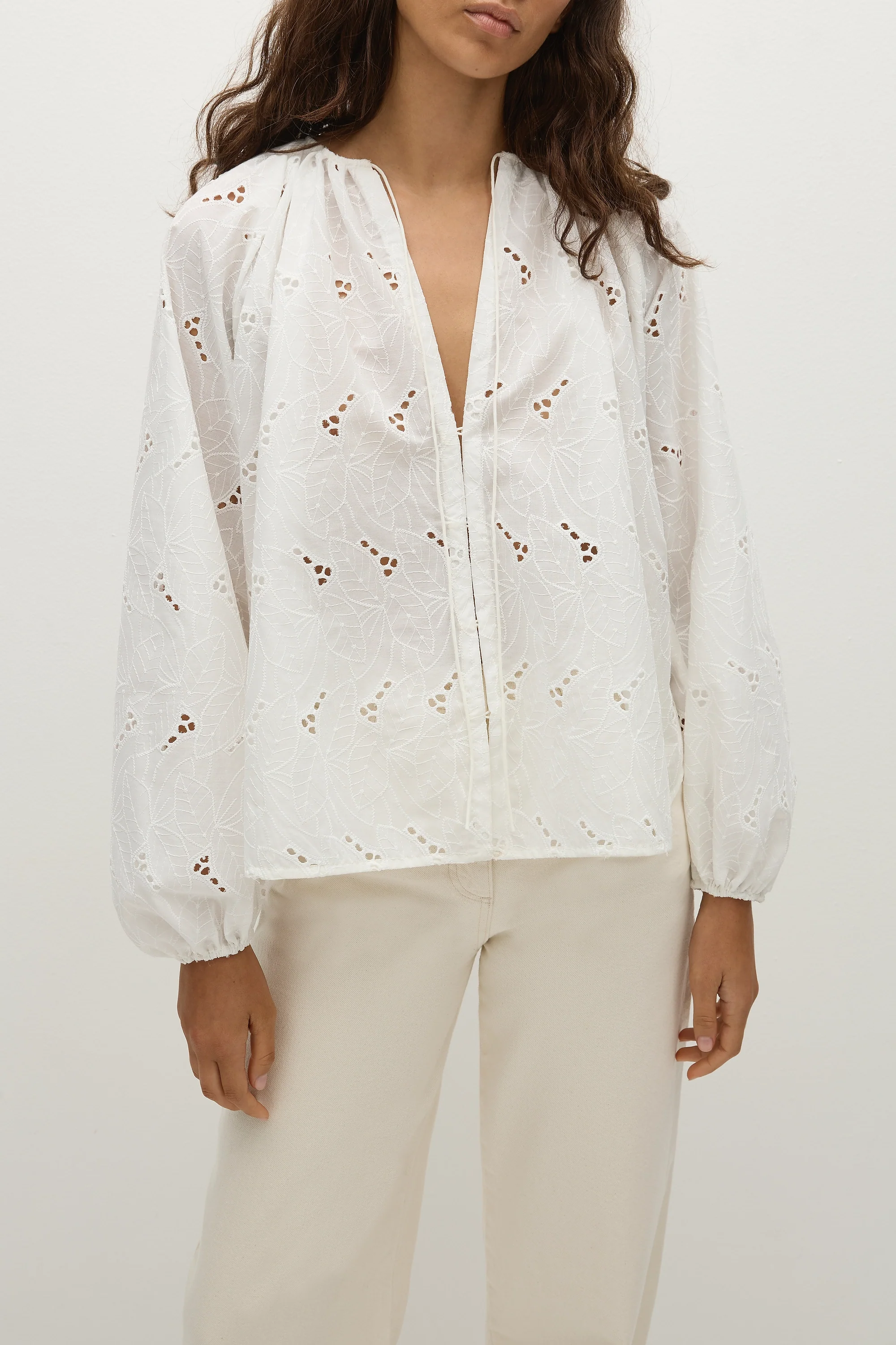 Thora Blouse Birgitta Broderie Anglaise White - Final Sale - Image 5